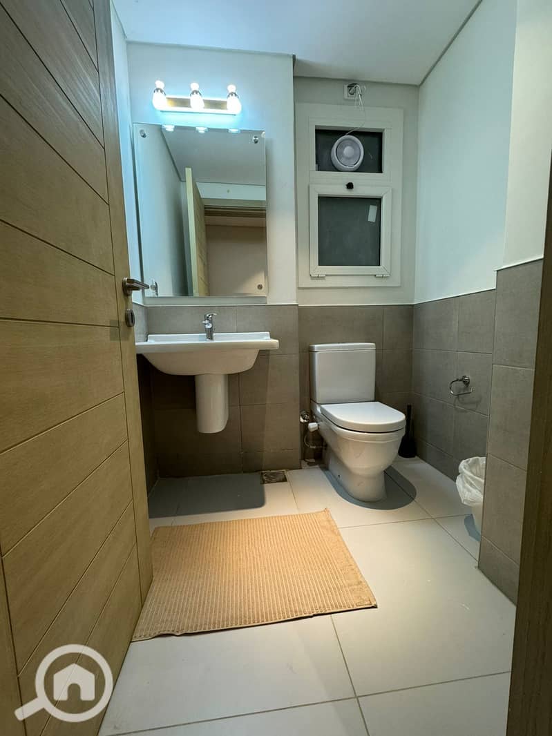 5 WhatsApp Image 2025-11-13 at 4.48. 55 AM (1). jpeg