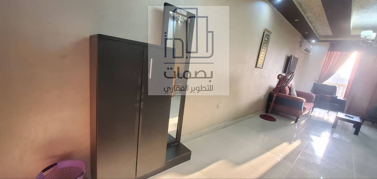 3 photo_5861969295309917550_y. jpg