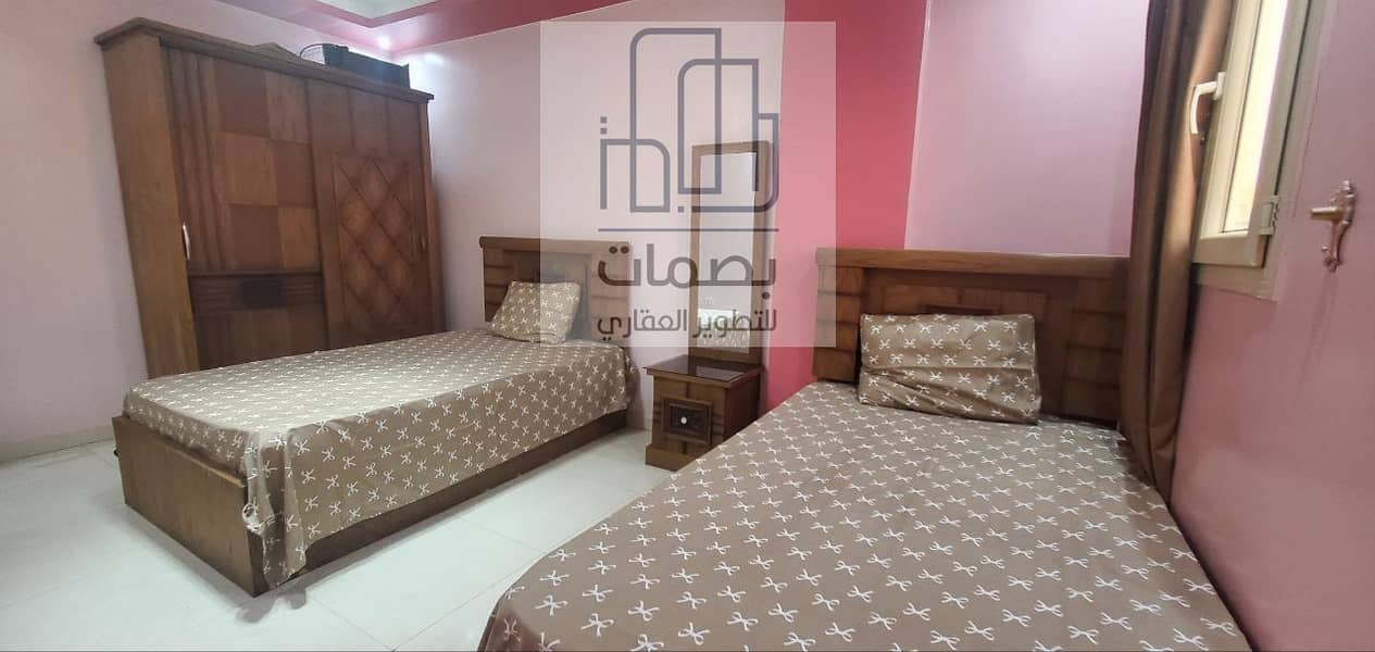 10 photo_5861969295309917557_y. jpg