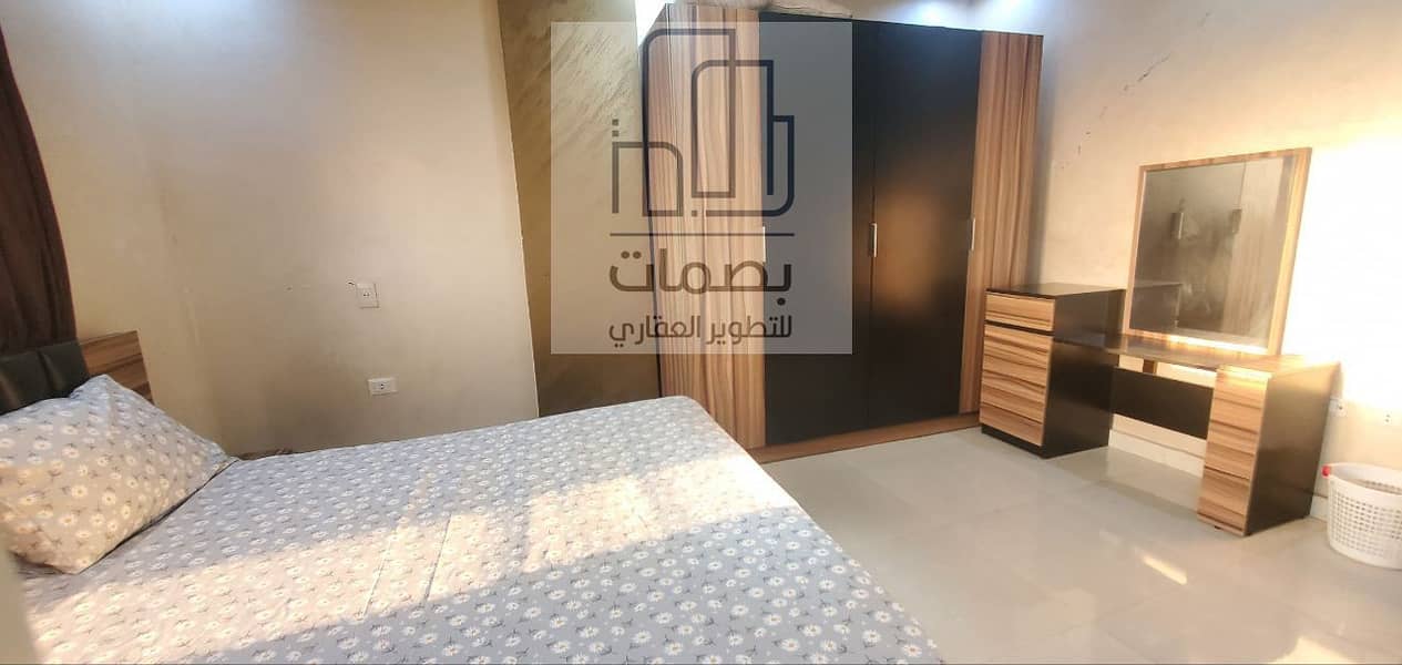 18 photo_5861969295309917565_y. jpg