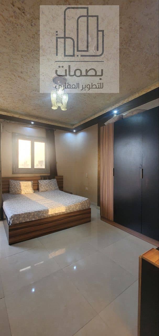 32 photo_5861969295309917585_y. jpg