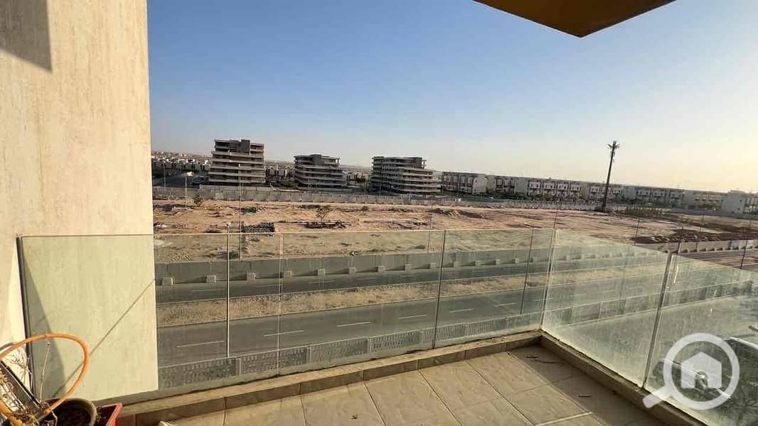 8 23c756db-896f-4c84-860c-06e18b34d95e. jpg