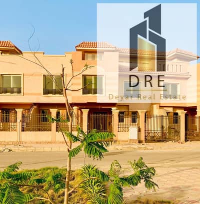 فیلا 5 غرف نوم للبيع في مدينة الشروق، القاهرة - 028d4202-bef8-444e-9a32-85b1eba8ab80. jpg