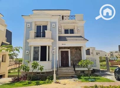 فیلا 5 غرف نوم للبيع في القاهرة الجديدة، القاهرة - 38b0833f-7c81-4fd6-8c15-bd3bb25f8c20. jpg
