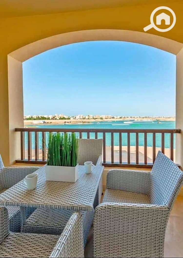 6 574264421_122280434000196585_4901279654237488506_n. jpg