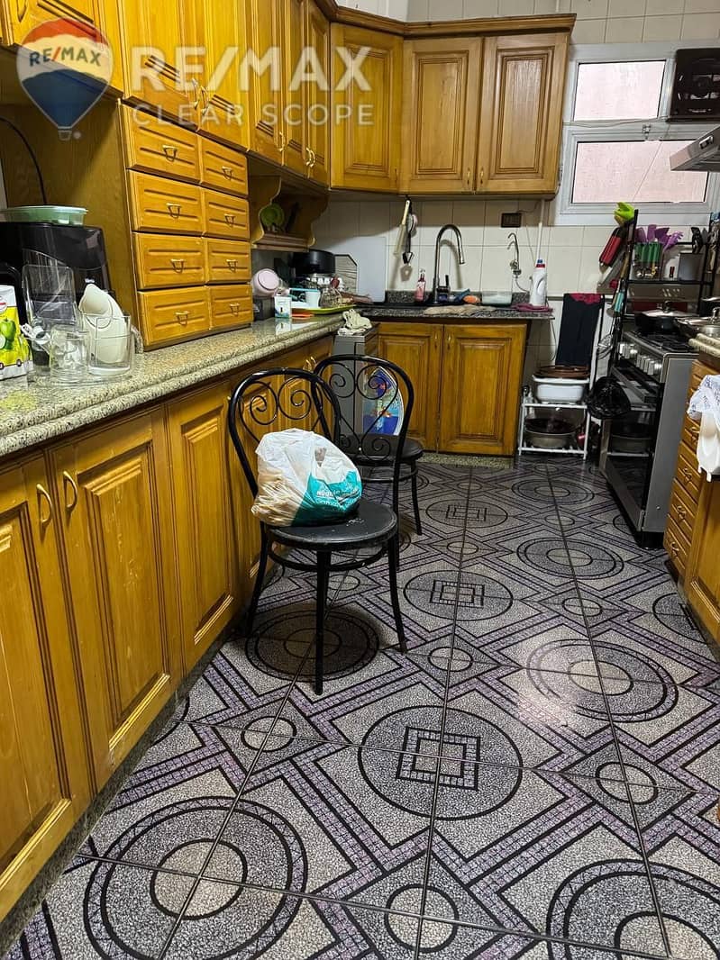 11 a947ce54-ca57-4e0a-8bb5-ea1596f85957. jpg