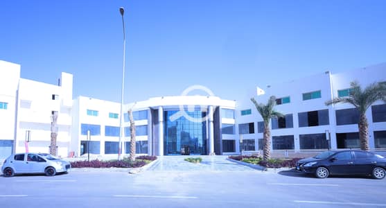 محلات تجارية  للايجار في 6 أكتوبر، الجيزة - 061A0039. JPG