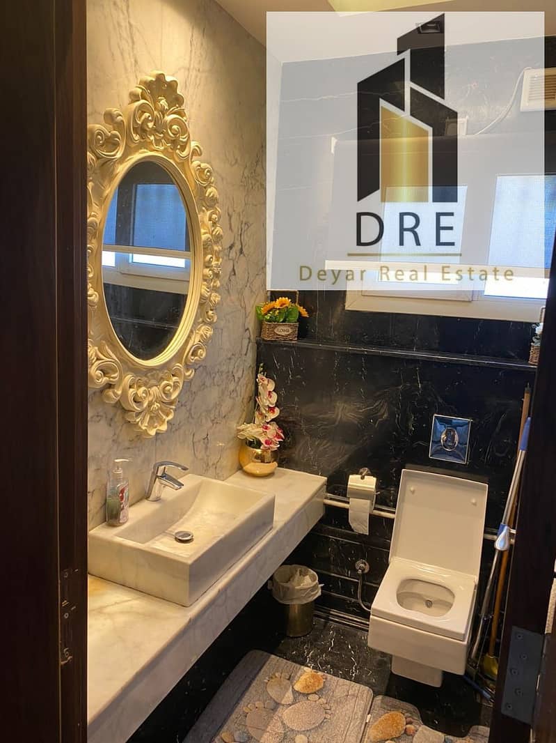 4 46df62a9-f748-461c-87c8-4f3b0e756ee9. jpg