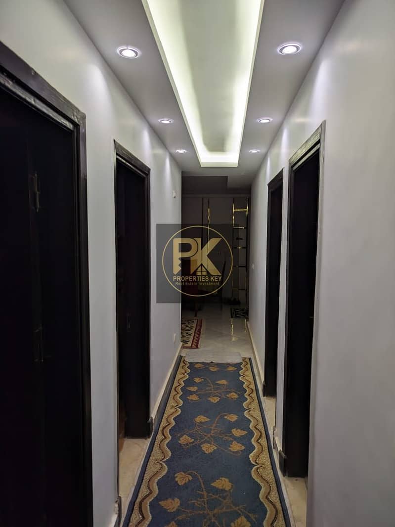 6 57d12365-b610-4b43-af66-0b808630b472. jpg