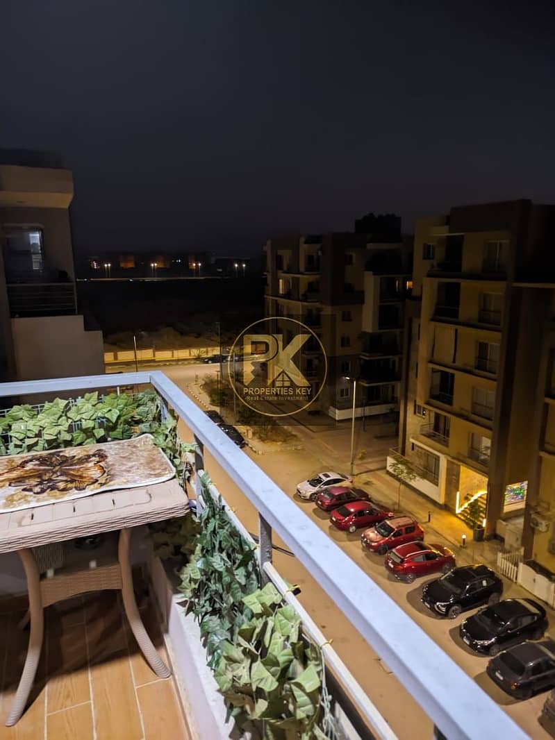 10 663610e9-29bd-48d6-b628-4b4bb47696ed. jpg