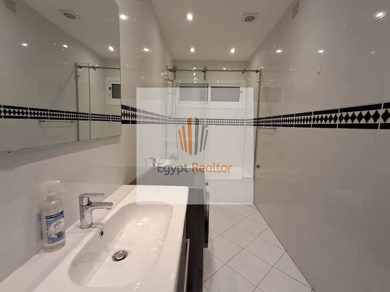 9 WhatsApp Image 2025-11-08 at 6.34. 59 PM (1). jpeg