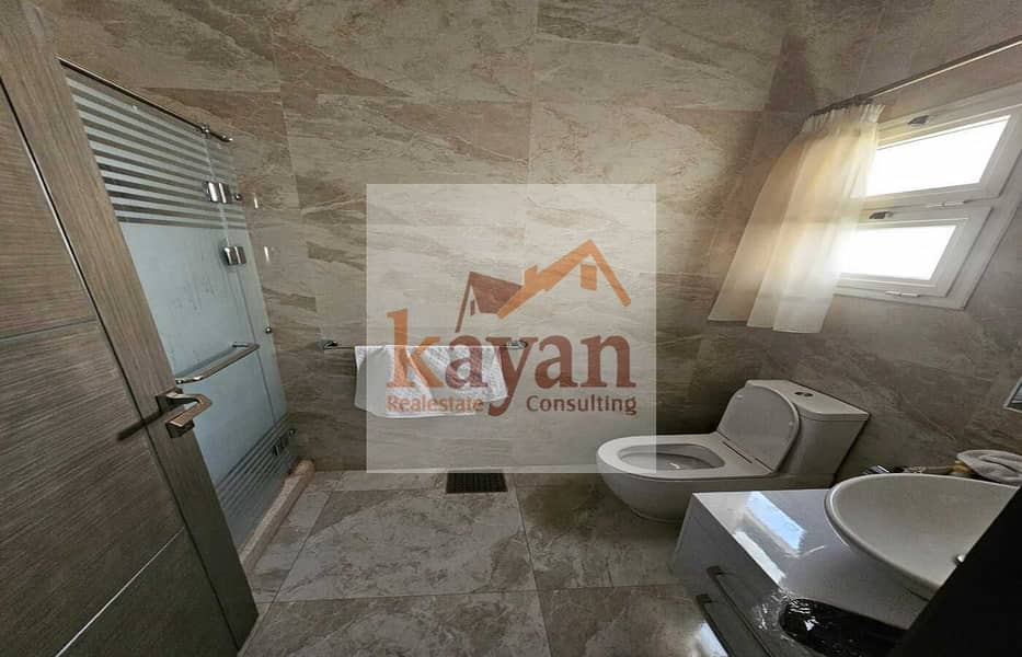 14 cfd8eaee-cd5d-4e2b-8af4-d735694bb9a3. jpg