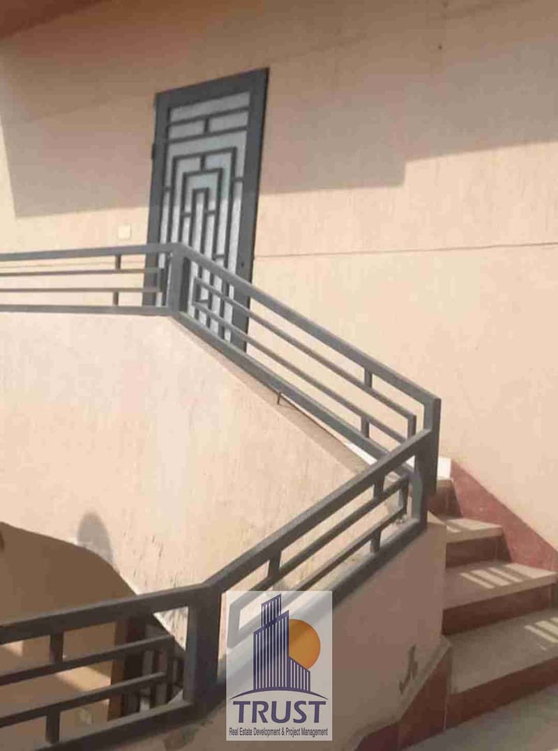 1000242429. jpg 1000242429. jpg