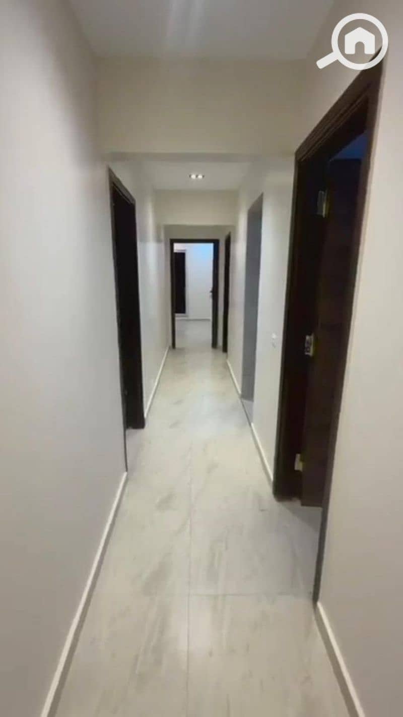 3 49fa0f45-b968-4e14-b32c-357eae9e7b82. jfif. jpg