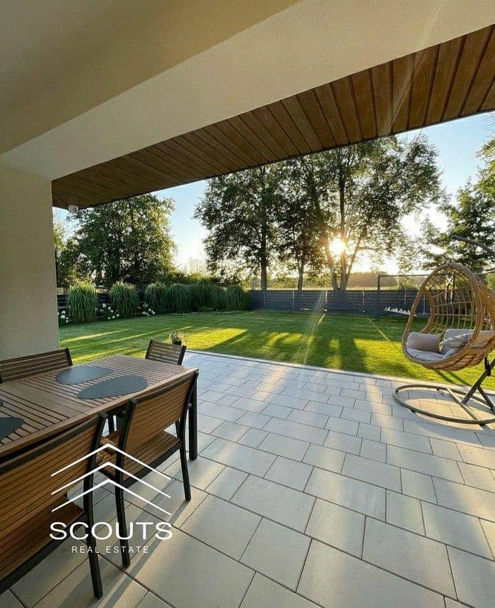 2 4ccd1a94aa3f70a681cc9cfcbfbbd774. jpg