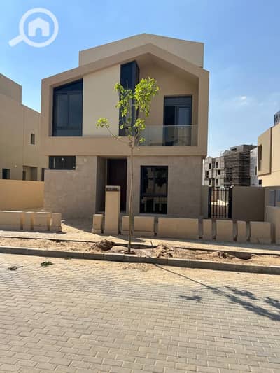 فیلا 4 غرف نوم للبيع في الشيخ زايد، الجيزة - WhatsApp Image 2025-11-13 at 2.02. 58 PM. jpeg