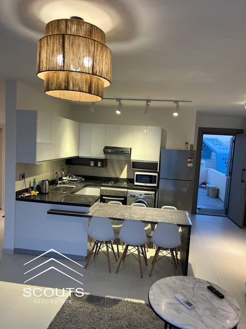 5 4fecd706-c66a-4984-9d0a-f39db337f505. jpg