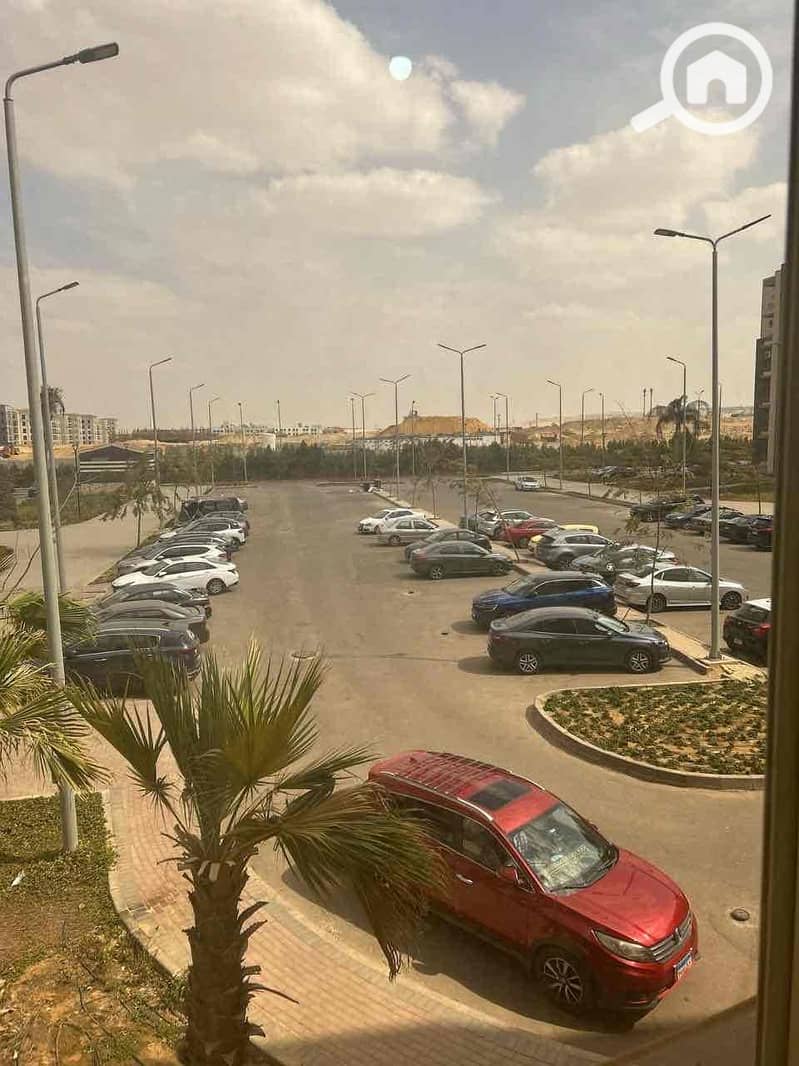 2 91c81473-2c3c-4aaa-a3ab-ade1fa83a7e7. jpg