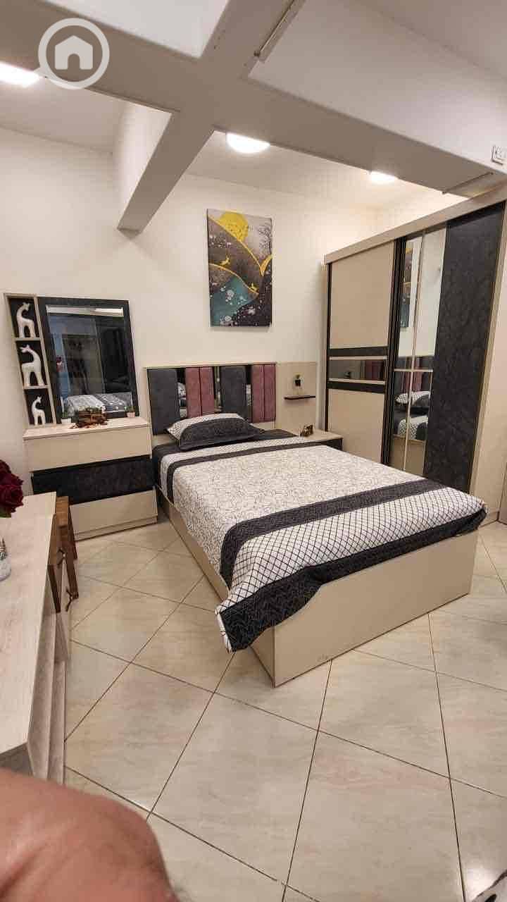 8 f6af6028-b5d3-45a7-a816-dd8e92d9cb1a. jpg