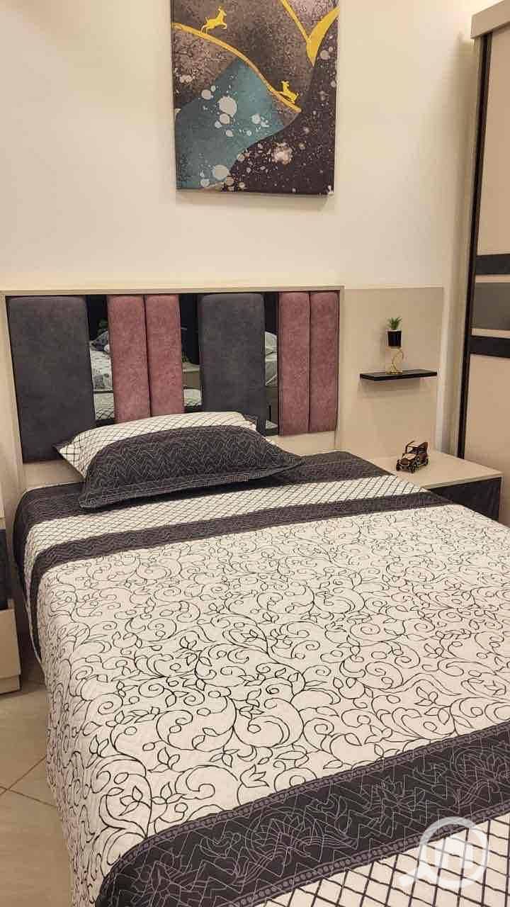 10 8af028e9-68d0-4abc-b46f-3846911a474a. jpg