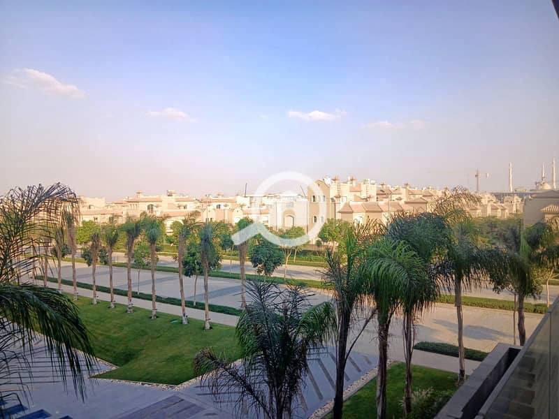 9 WhatsApp Image 2024-12-17 at 14.53. 08_08acbc04. jpg