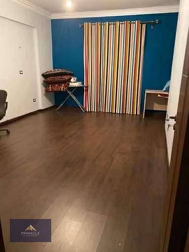 10 b0d46f77-82cc-42e5-8b82-c7ada0d48122. jpg