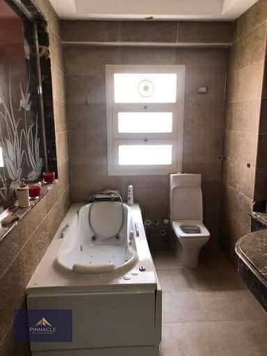 13 543b4066-34c7-49e2-a1af-6f19a73391bd. jpg