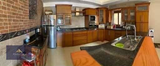 16 c503ec4a-2317-414a-af07-6e4354a5116b. jpg