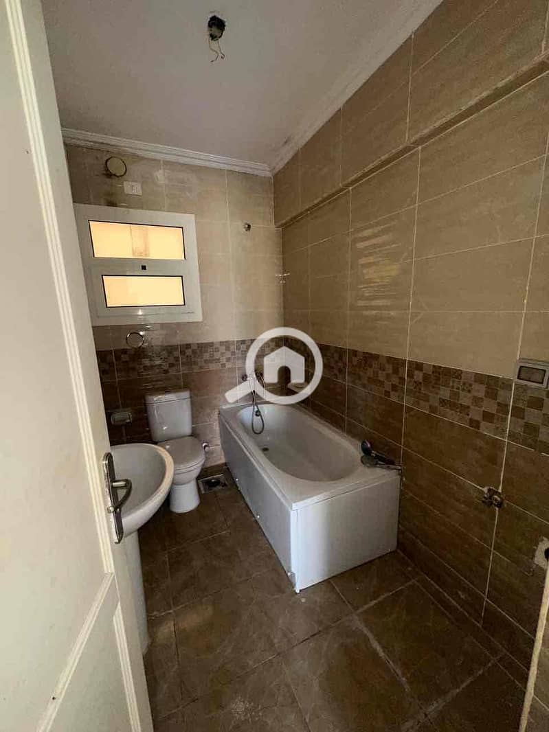 5 4328a0ad-5a97-4a7e-a8a1-af857adb714d. jpg