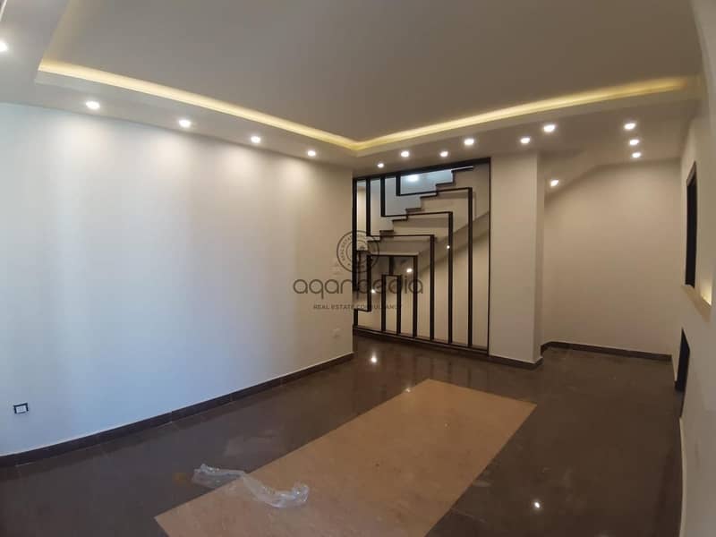 11 WhatsApp Image 2025-08-11 at 12.15. 56 PM (3). jpeg