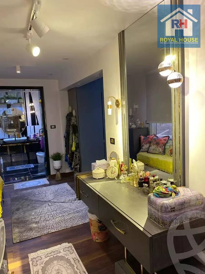 4 6f1a6070-11af-4dfe-9ce9-dff964991aca. jpg