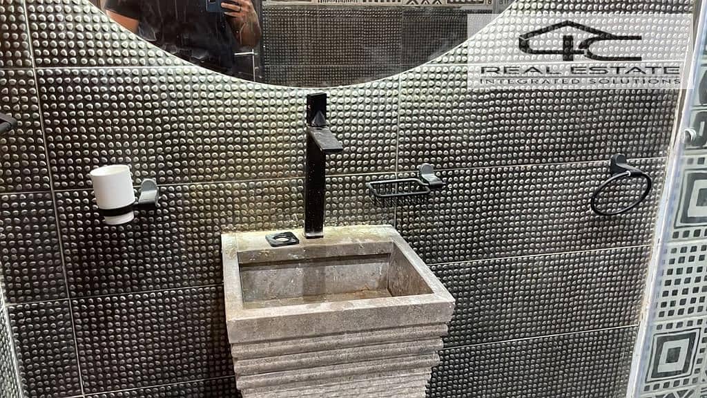 11 WhatsApp Image 2025-11-13 at 3.19. 11 PM (2). jpeg