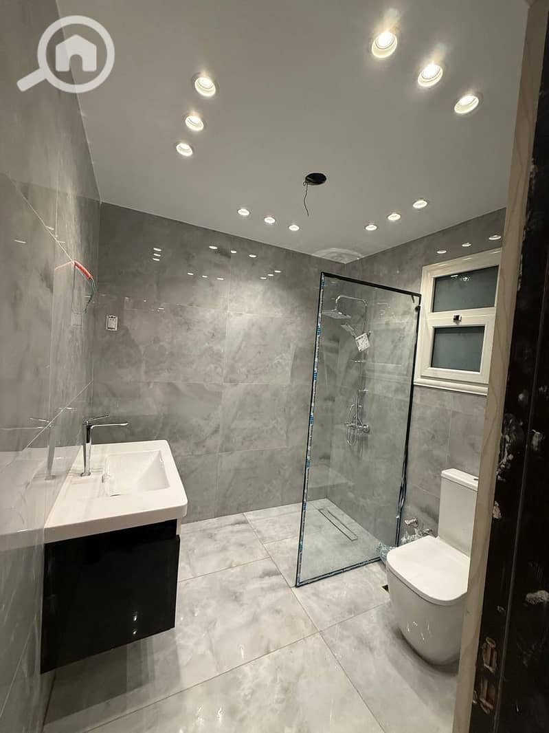 8 580077754_1548789299531713_3560156763204972341_n. jpg