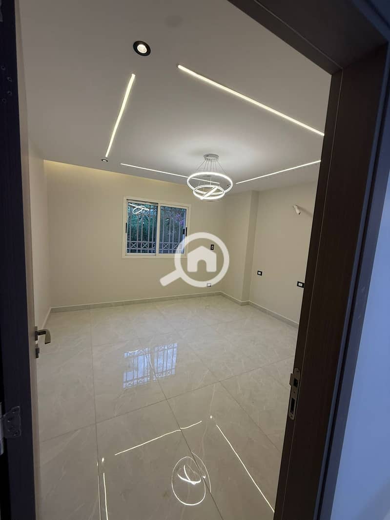 6 579891711_1142848404683629_5239157463596900289_n. jpg