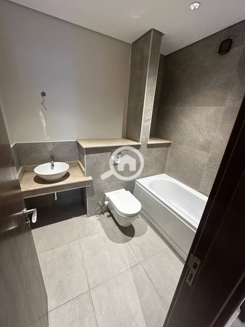 5 WhatsApp Image 2025-10-19 at 8.08. 20 PM (1). jpeg