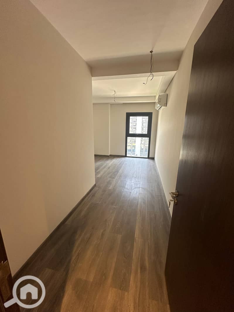 8 WhatsApp Image 2025-10-19 at 8.08. 20 PM. jpeg