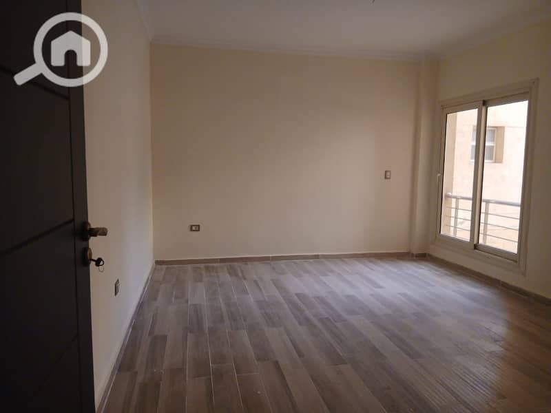 4 WhatsApp Image 2025-04-12 at 15.39. 33_8c954fe2. jpg