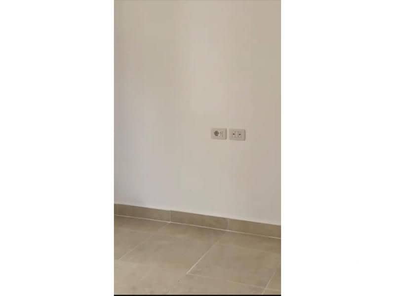 9 WhatsApp Image 2025-11-13 at 3.38. 32 PM (2). jpg