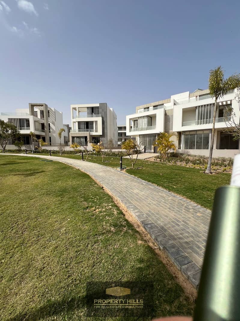 13 WhatsApp Image 2024-10-22 at 1.03. 15 PM. jpeg