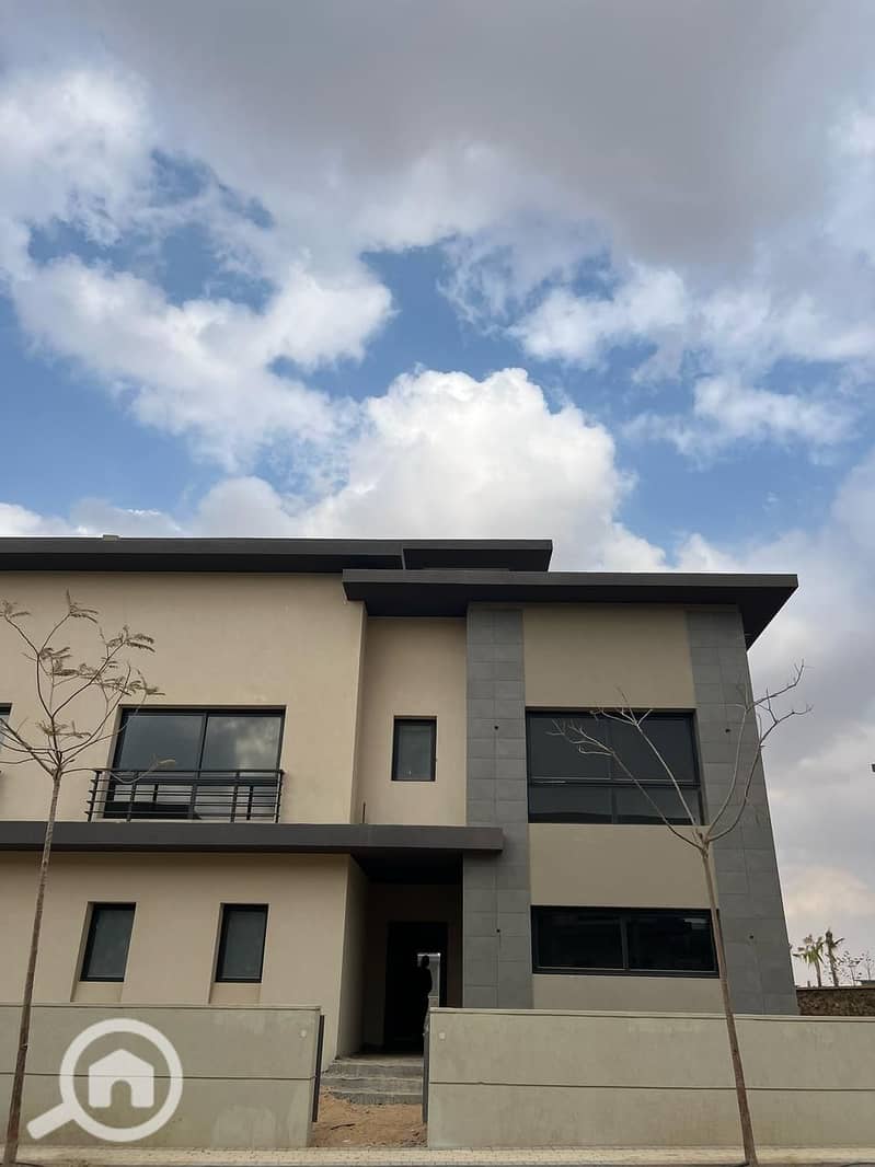 9 578259707_3912111582258577_4276687058557997123_n. jpg