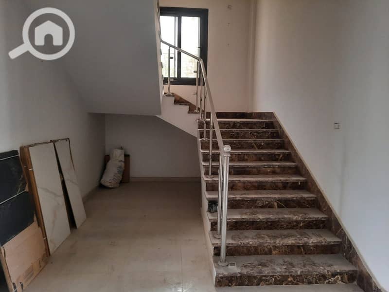 10 WhatsApp Image 2025-11-03 at 14.57. 27_78fbbf7c. jpg