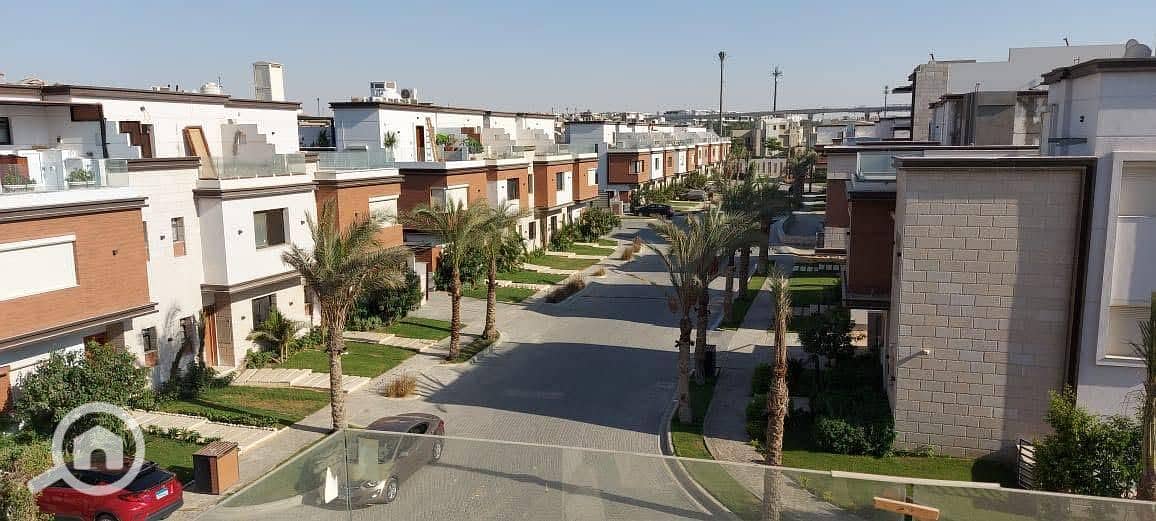 8 4814173f-d67e-4217-a539-55b0e078b63f. jpg