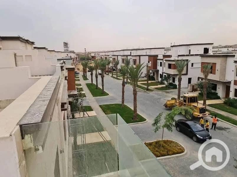 9 ac3c5e06-ff77-49e1-82b0-fa8f6fb648a5. jpg