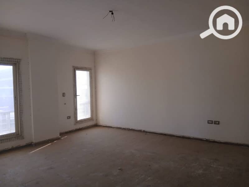 2 129e4a52-6527-4e4f-82dd-517fa2896995. jpg