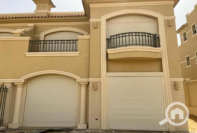 8 7569275-942f5o. jpg