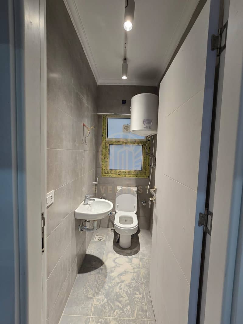 7 IMG-20251113-WA0033. jpg