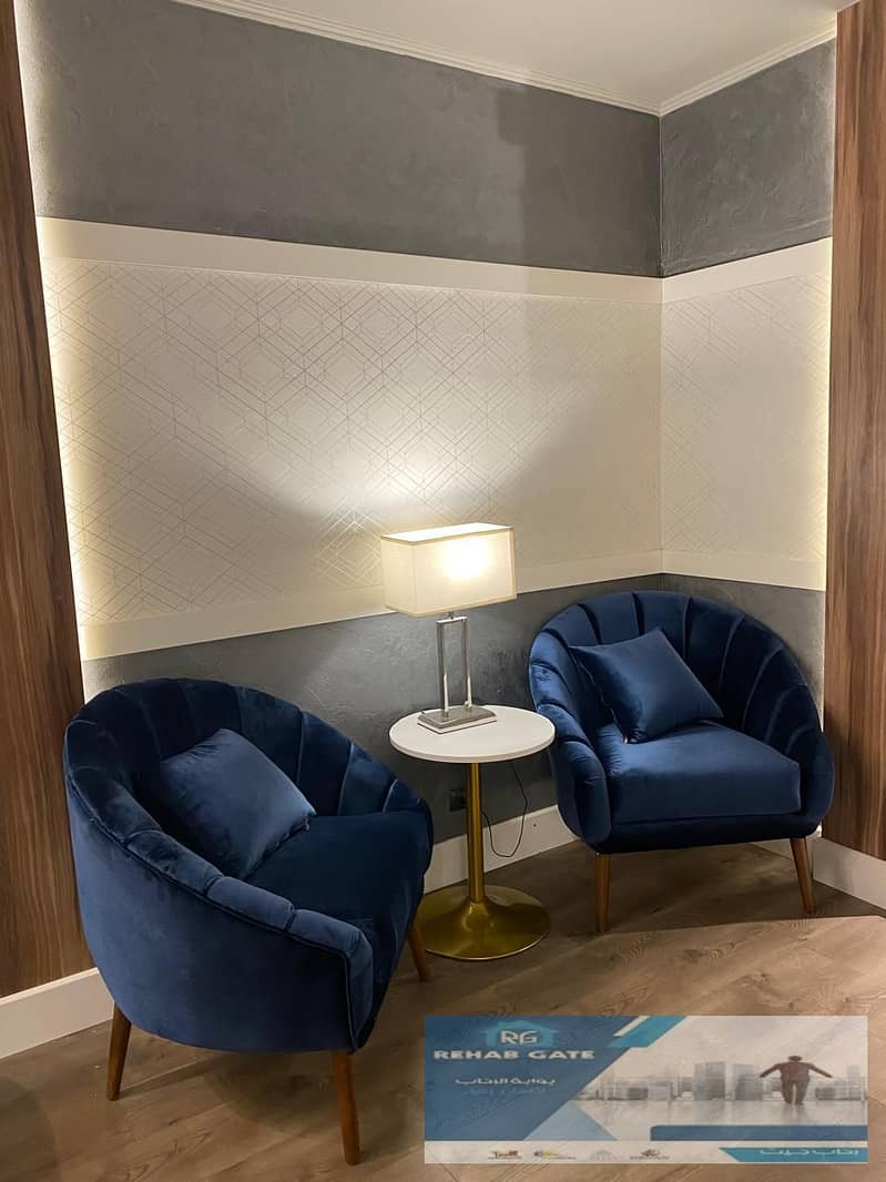 7 e7c781d8-c1c4-4143-aabe-c54af061599a. jpg