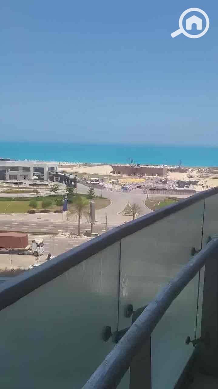 7 a8be3bee-ed6a-47d3-a880-e7df4fcd942f. jpg