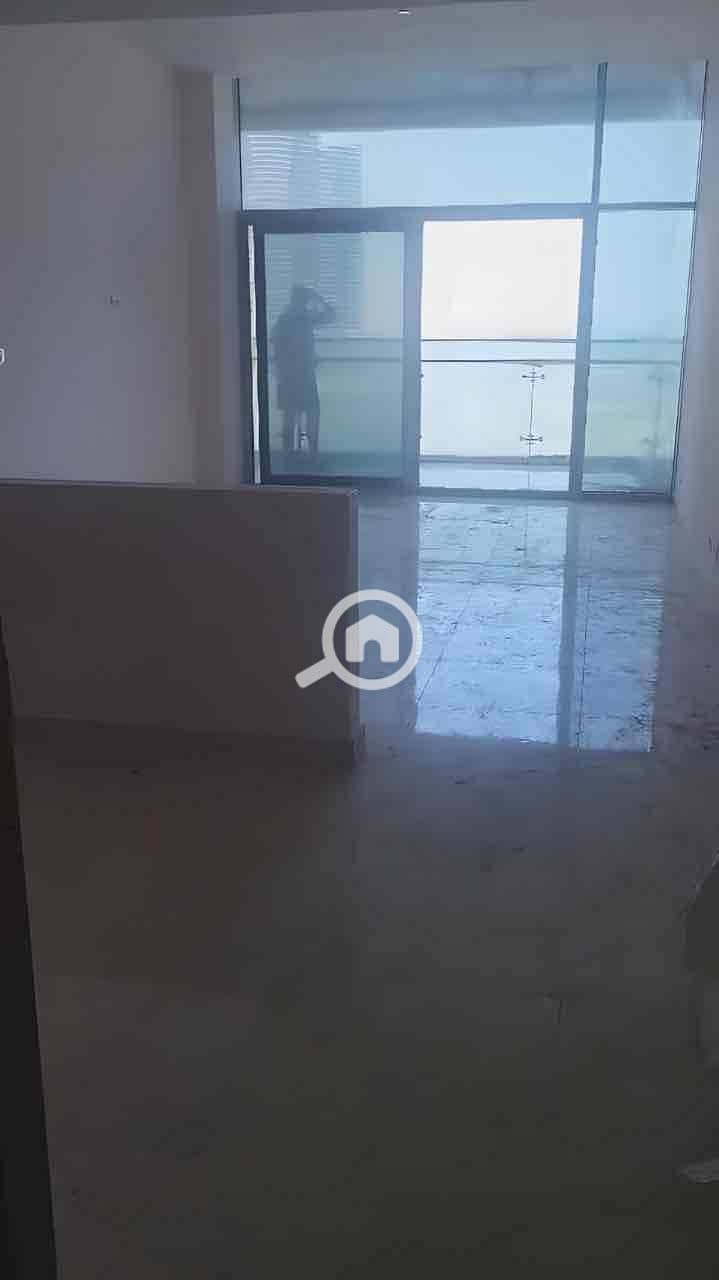 16 f34cc21a-9f96-493a-96b9-b49e9935fbb7. jpg