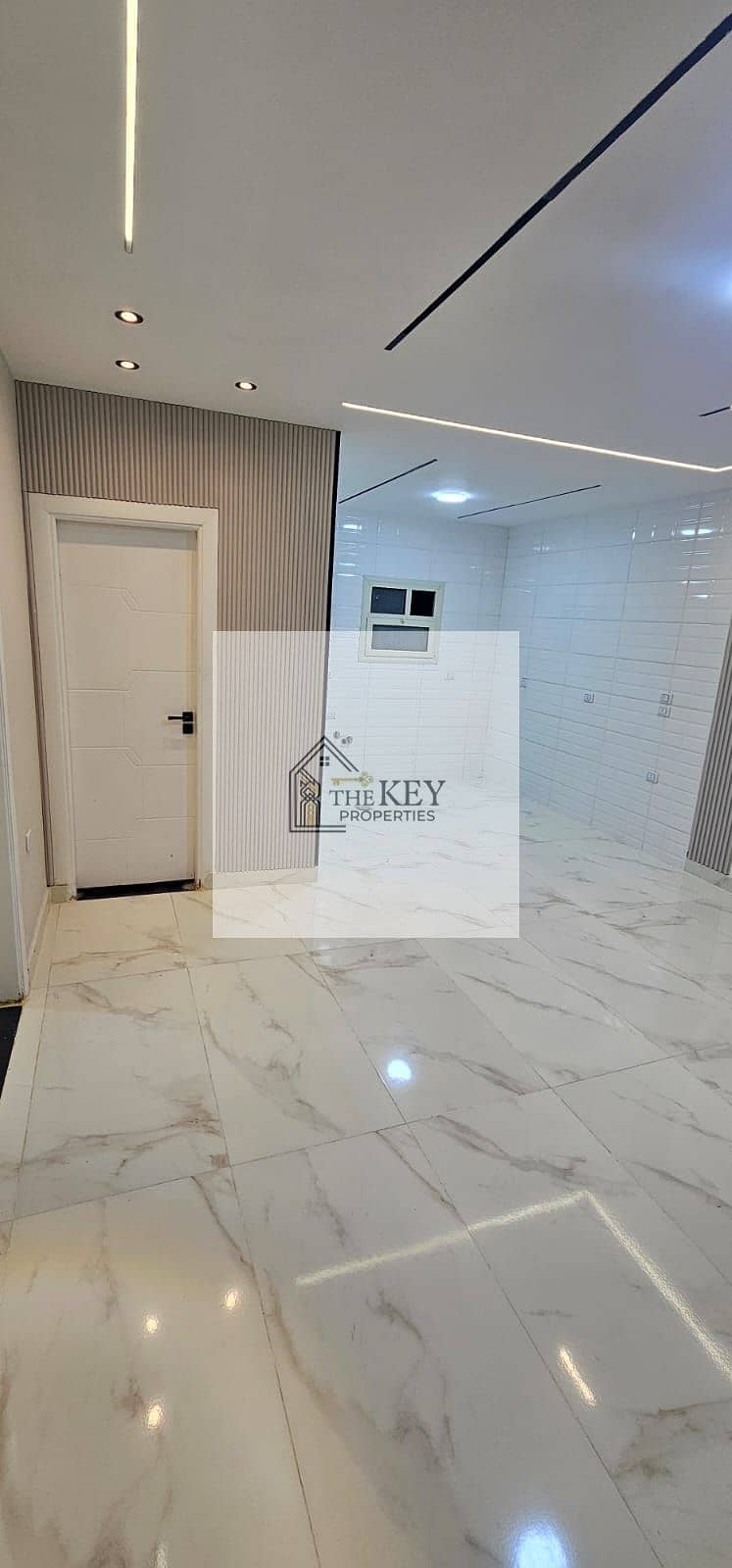 4 3733c352-7085-43dc-b4ed-fd58b0839bd1. jpg